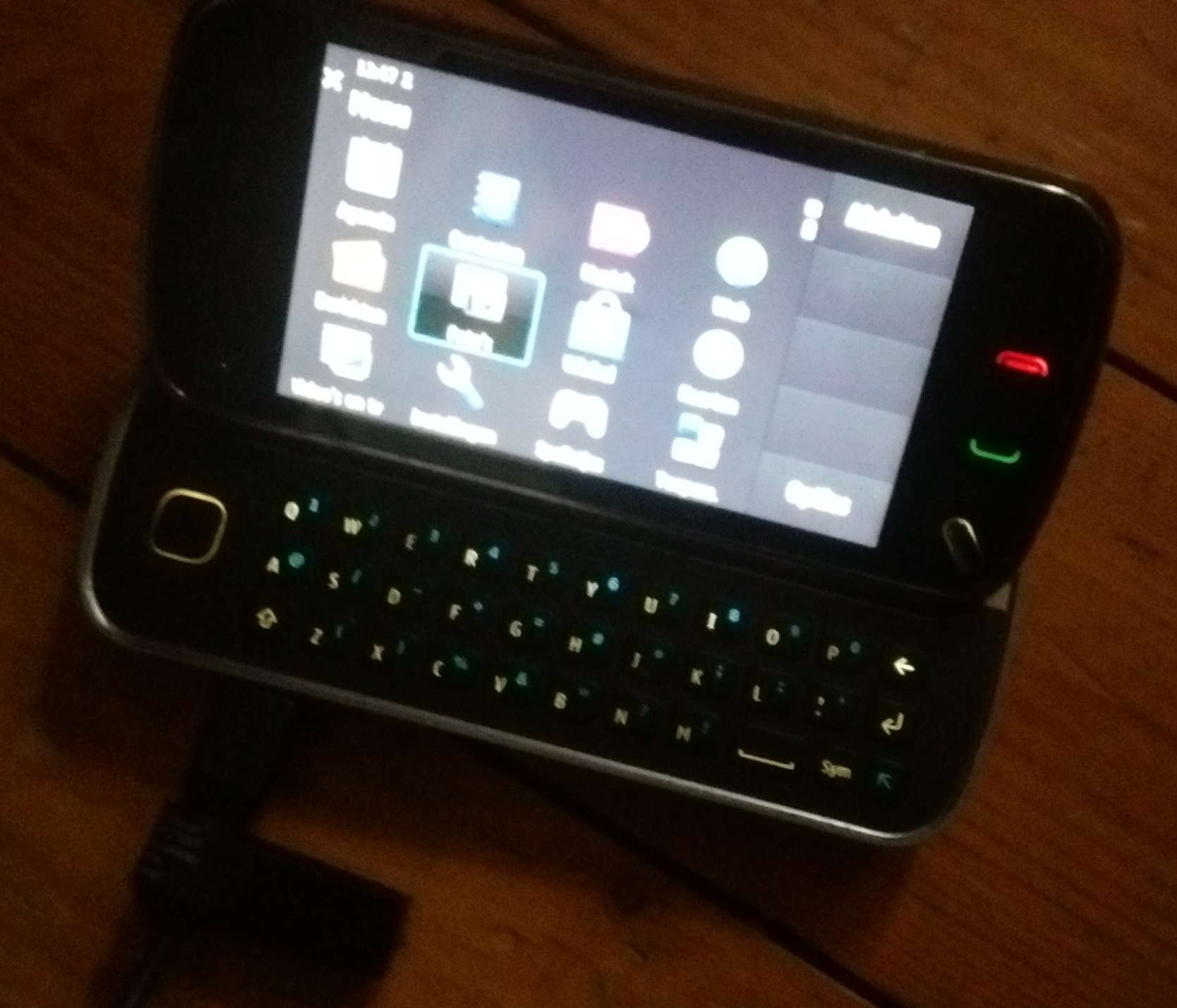 photo of the Nokia N97 with the keyboard expanded, which was taken with the Moto E (2015)